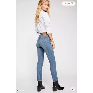 Levi’s Icon High Rise Premium Wedgie Jeans Size 24